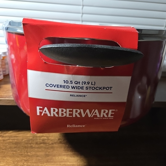 Farberware Red Nonstick Covered Stockpot 10.5 Qt New In Box - Picture 5 of 5